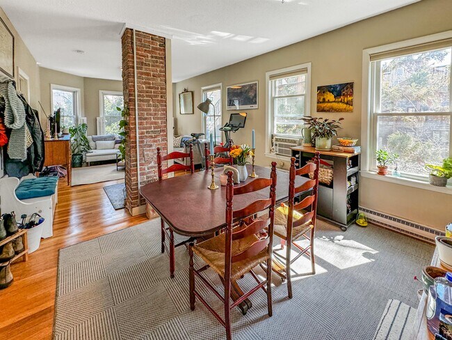 Building Photo - 30 Soden St