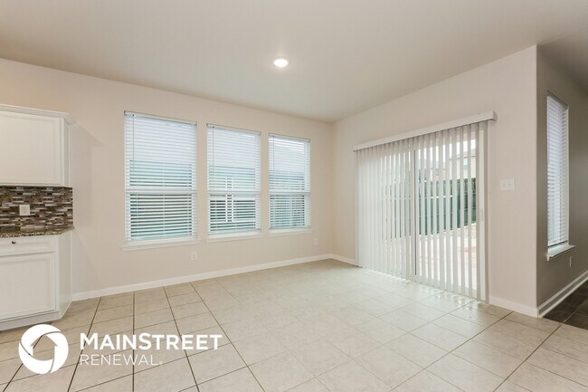 Building Photo - 9430 Smoke Tree Dr