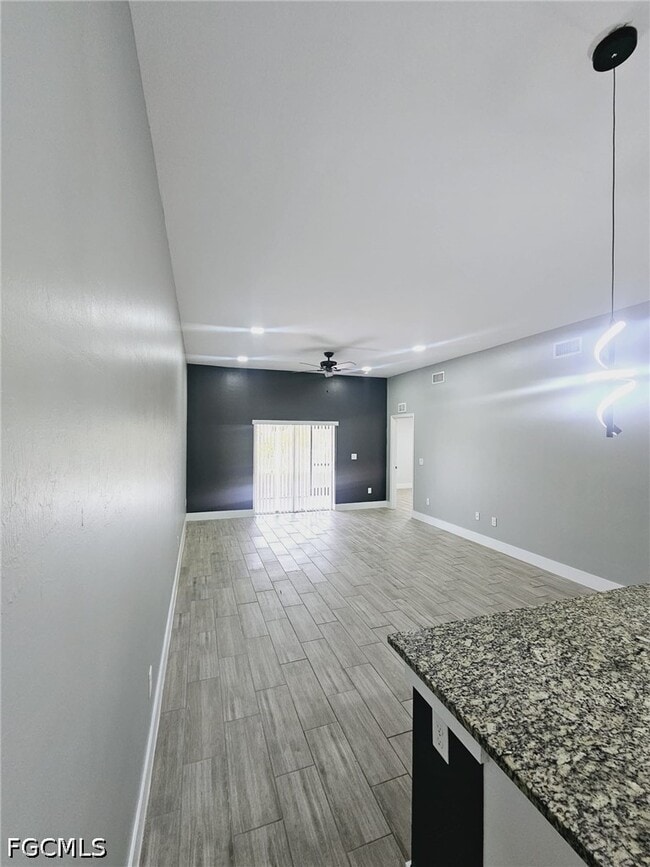 Foto del edificio - 606 SW 8th Pl