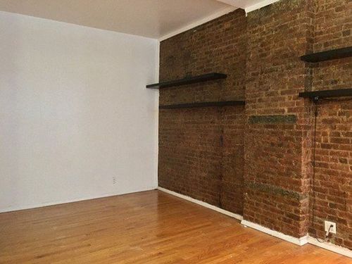 Primary Photo - 337 E 94th St