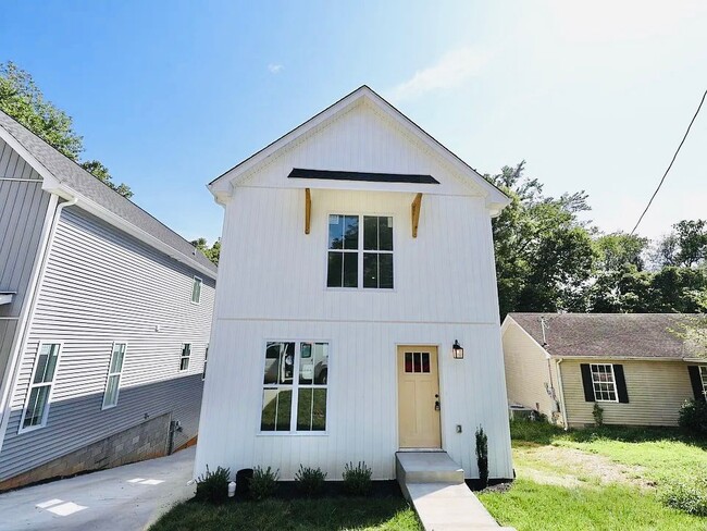 Building Photo - 218 High St