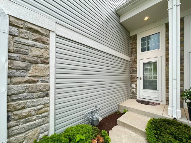 Building Photo - 116 Devoe Dr
