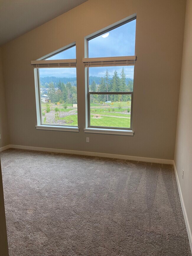 Foto del edificio - 16587 SE Sunshower Pl