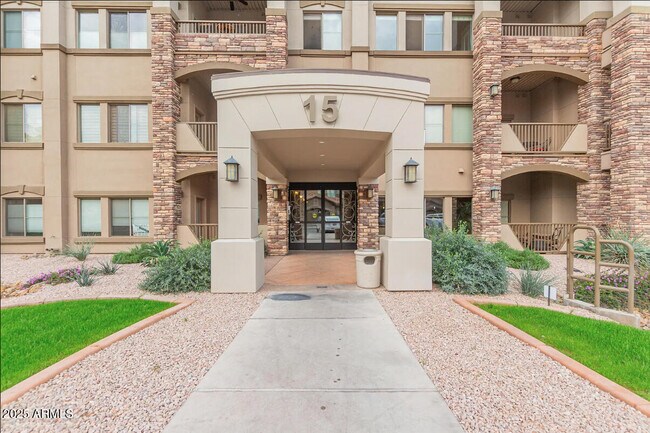 Building Photo - 5350 E Deer Valley Dr