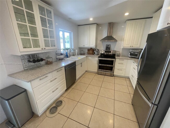 Foto del edificio - 9770 SW 85th Terrace