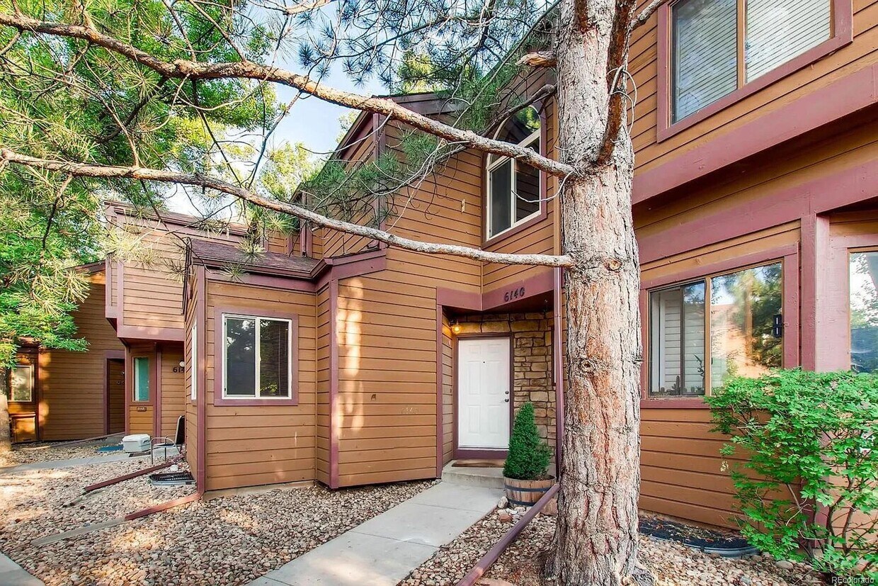 Foto principal - Beautiful townhouse in Gunbarrel with mode...