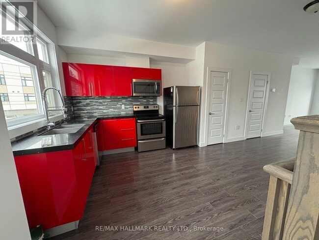 Photo du bâtiment - 540 Essa Rd