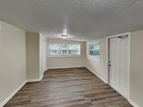 Building Photo - 1365 W Hartley Cir