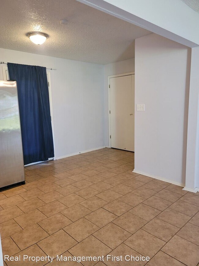 Building Photo - 3 br, 1.5 bath House - 2406 Taft Street