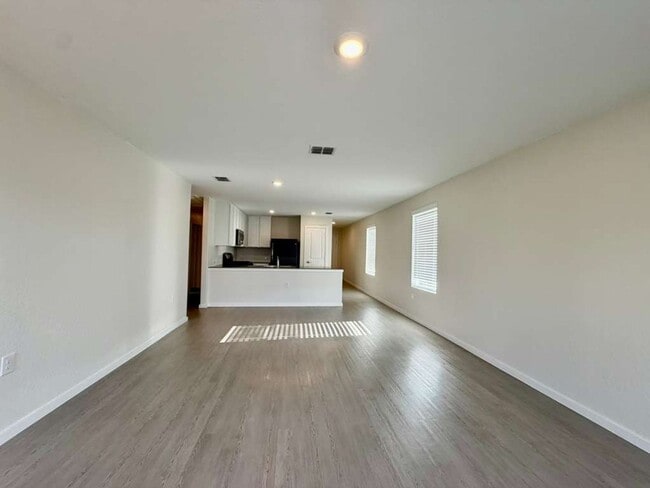 Foto del edificio - Modern New Construction Home in South San Antonio | 3 Bed, 2 Bath