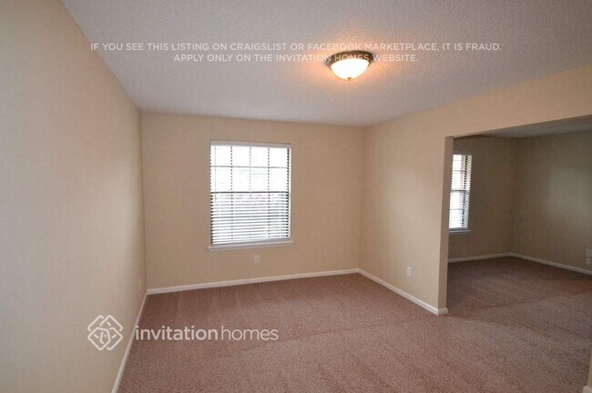 Building Photo - 10853 Crosstie Rd W