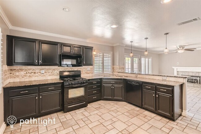 Building Photo - 17426 Blue Water Ct