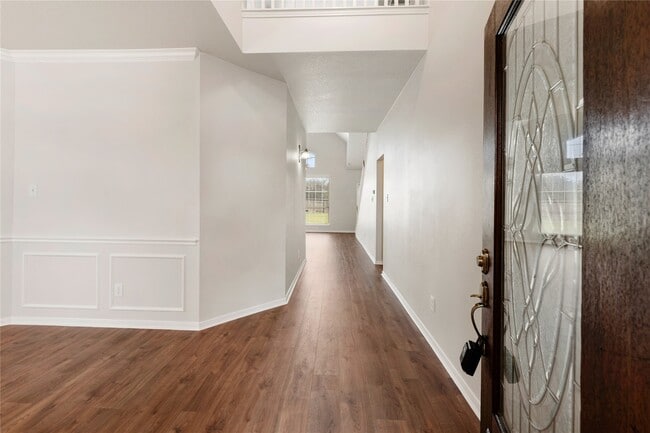 Building Photo - 21915 Sunvolt Ct