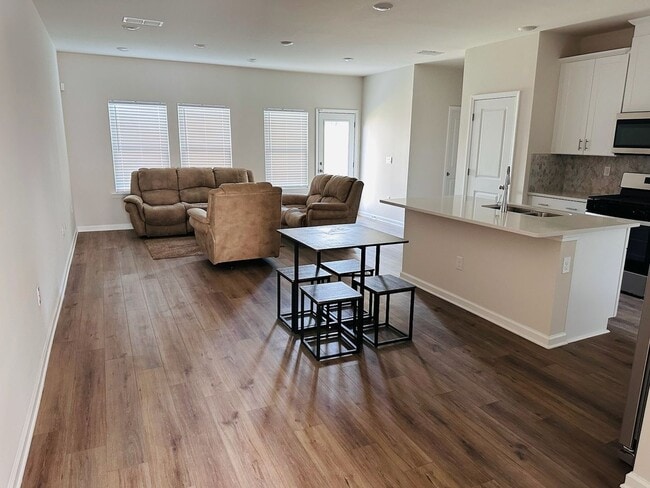 Building Photo - 2568 Congaree Pk