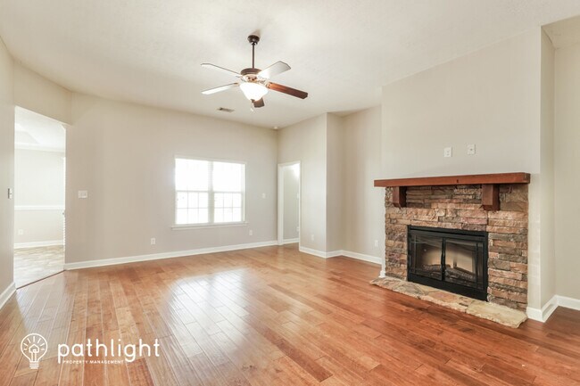 Foto del edificio - 4105 Pullman Cir