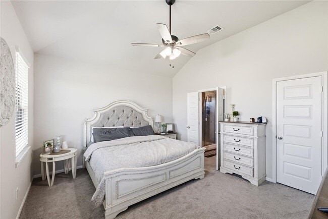 Building Photo - 14815 Rain Tree Dr