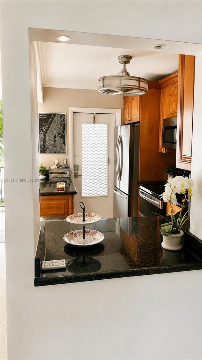 Foto del edificio - 440 Paradise Isle Blvd