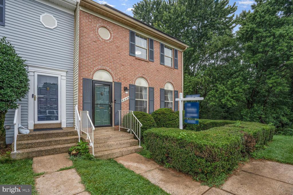 Foto principal - 8609 Lamont Ct