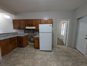 Building Photo - 212-216 Lyman St