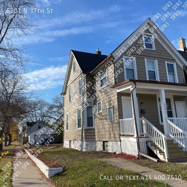 Building Photo - Beautiful & Updated 3BR Home in Milwaukee!