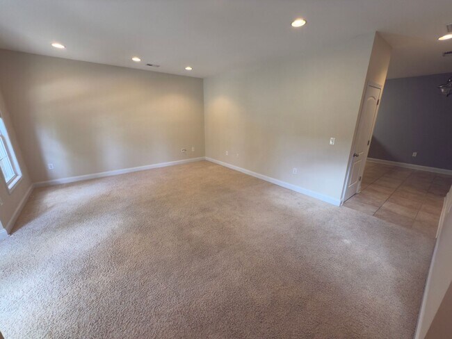 Foto del edificio - Christiansburg, 3 BR / 2.5 BA, Available Now