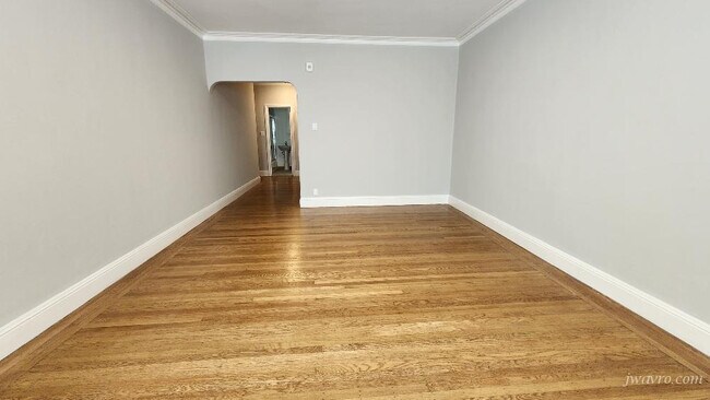 Building Photo - 816 Taraval St