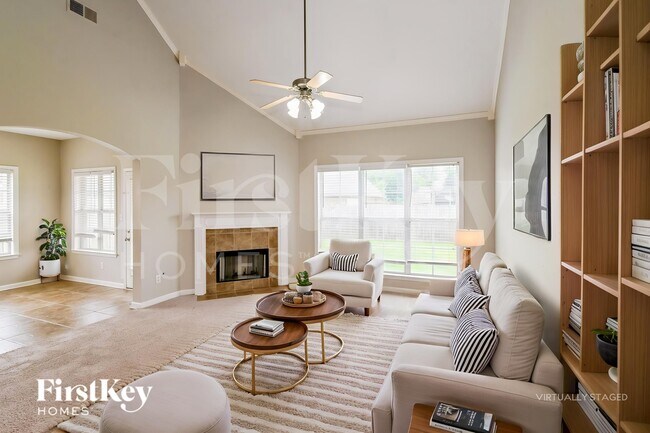 Foto del edificio - 6345 Renwood Loop
