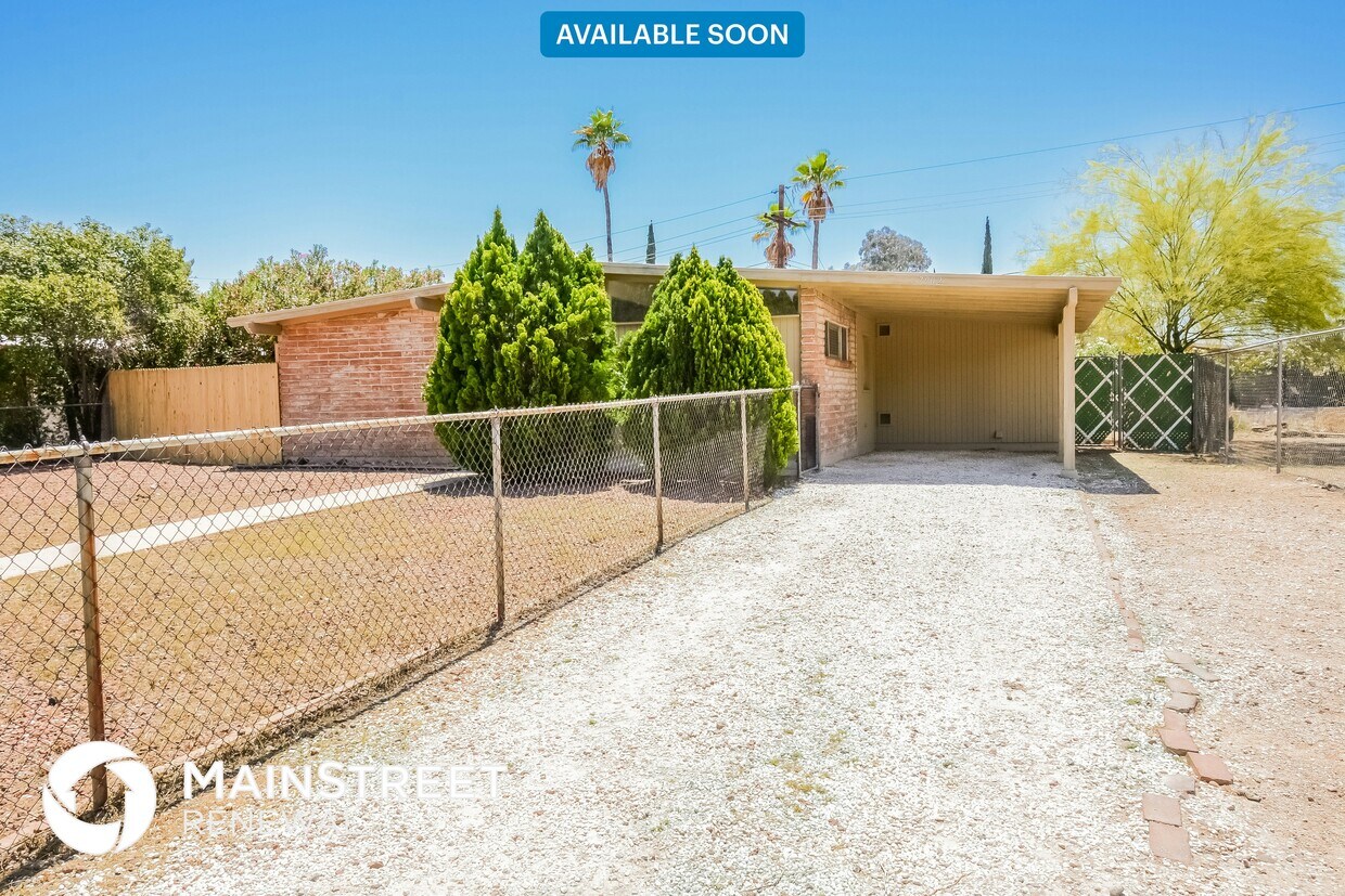 Primary Photo - 7902 E Scarlett St