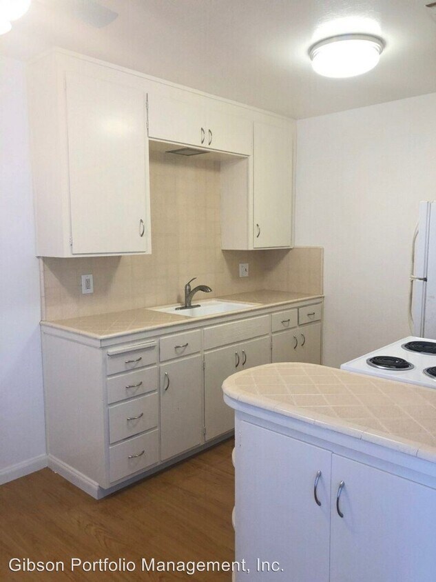 2008 Colony St, Mountain View, CA 94043 Apartment for Rent in