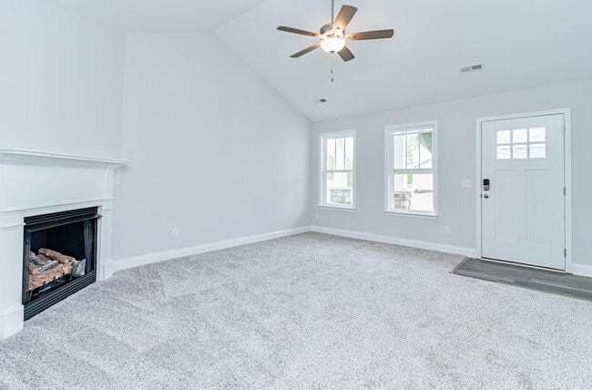 Building Photo - 819 Marple Pl