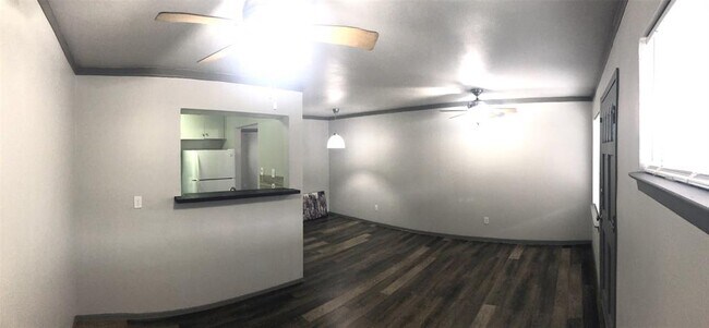 Foto del edificio - 1307 Willard St