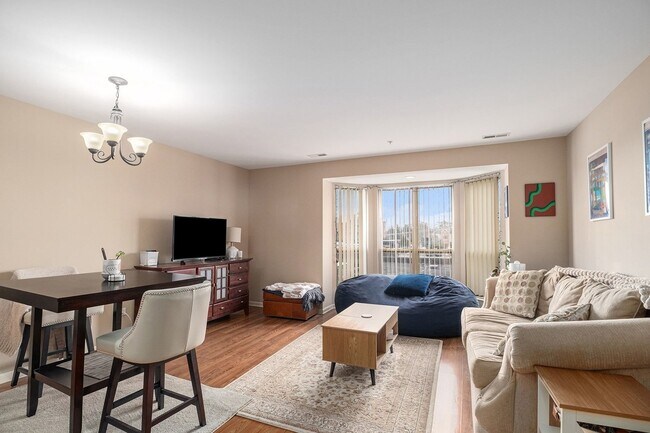 Foto del edificio - 57 E Hattendorf Ave