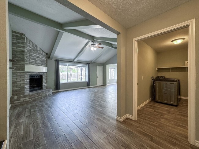 Foto del edificio - 2706 Orion Dr