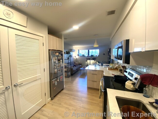 Photo - 10 Soden St Apartment