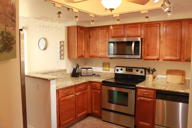 Foto del edificio - 4925 E Desert Cove Ave