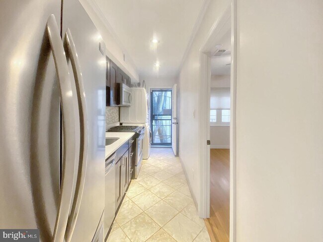 Foto del edificio - 88 Q St SW