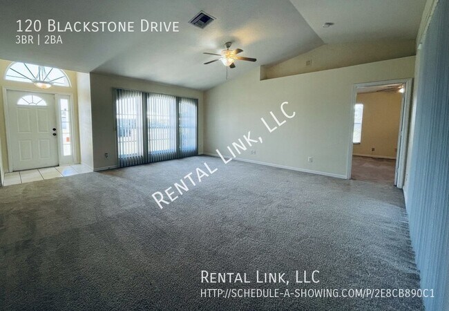 Foto del edificio - 120 Blackstone Dr