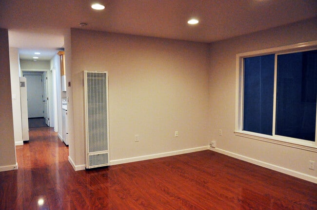 Living Room - 218 C St