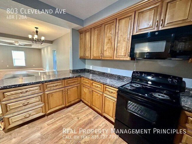 Foto del edificio - 803 Cleveland Ave.