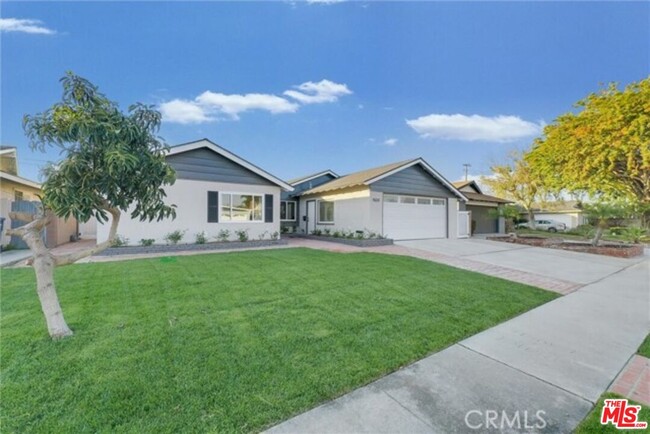 Building Photo - 15031 Eton Cir