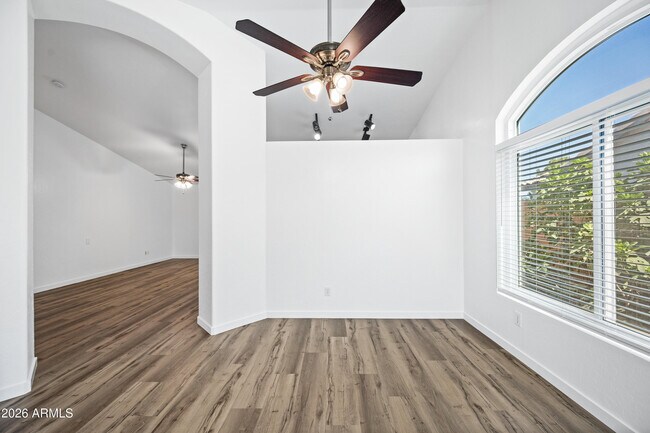 Foto del edificio - 1331 N Kingston St