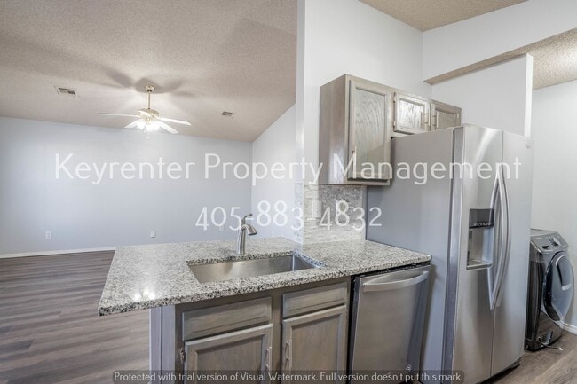 Building Photo - 3 Bed | 2 Bath in Owasso!