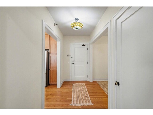 Building Photo - 3810 W 31st St