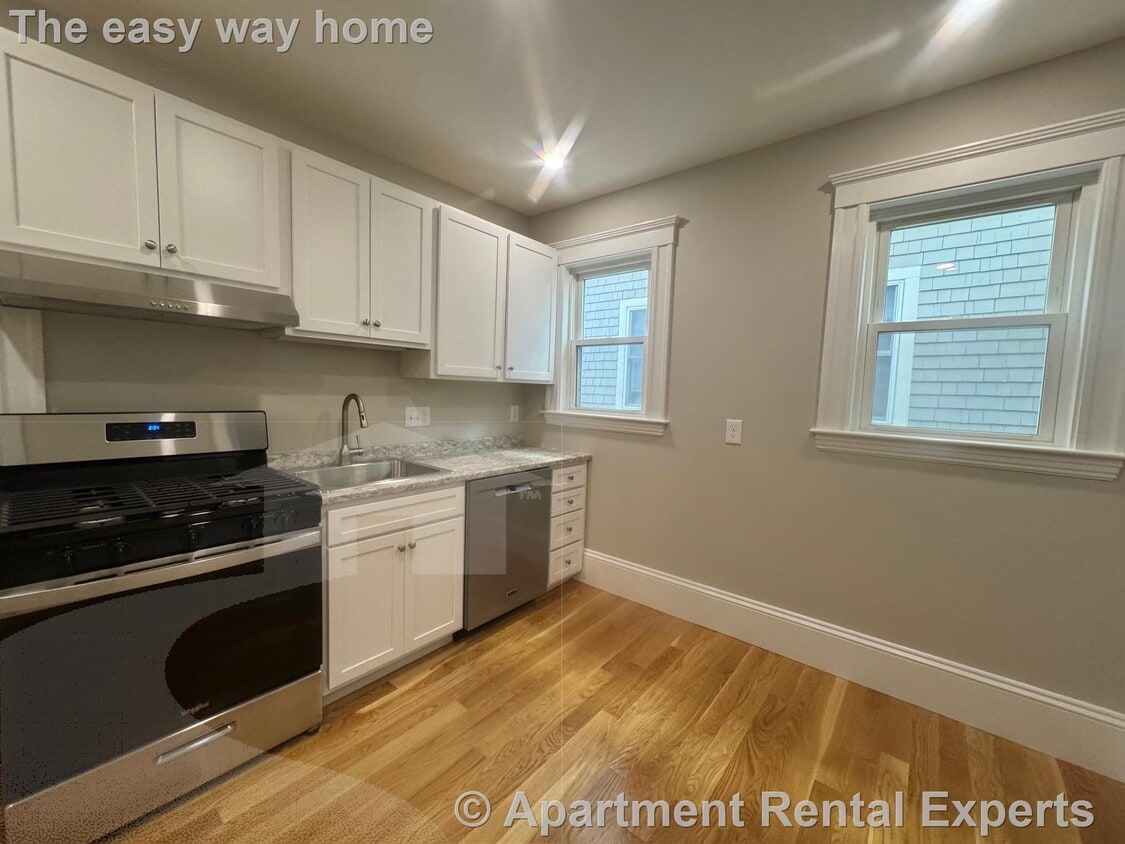 Primary Photo - 11 Belmont Sq