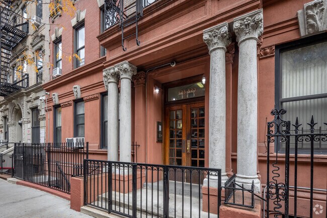 Entrance - 523-525 W 152nd St