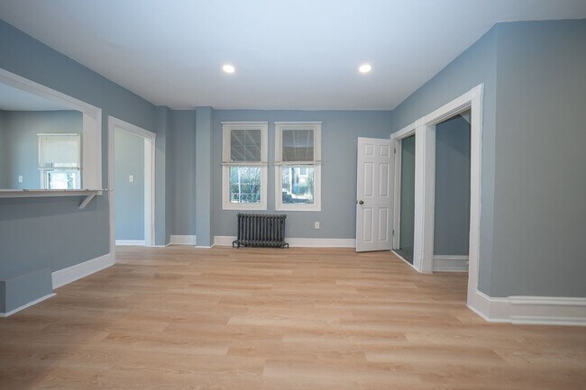 Building Photo - 732 Buck Ln