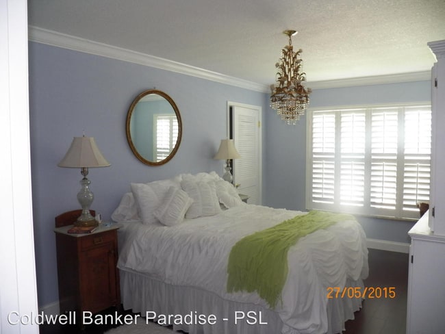 Building Photo - 4501 S Indian River Dr