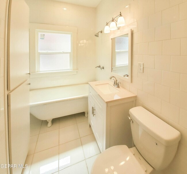 Foto del edificio - 2809 Wheeling Ave