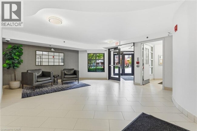 Building Photo - 3060 Rotary Way