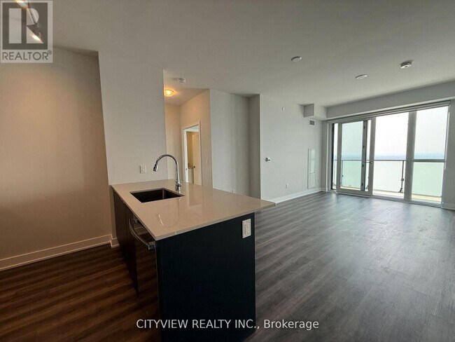 Building Photo - 430 Square One Dr